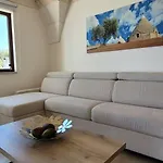 Dolce Far Niente Villa *